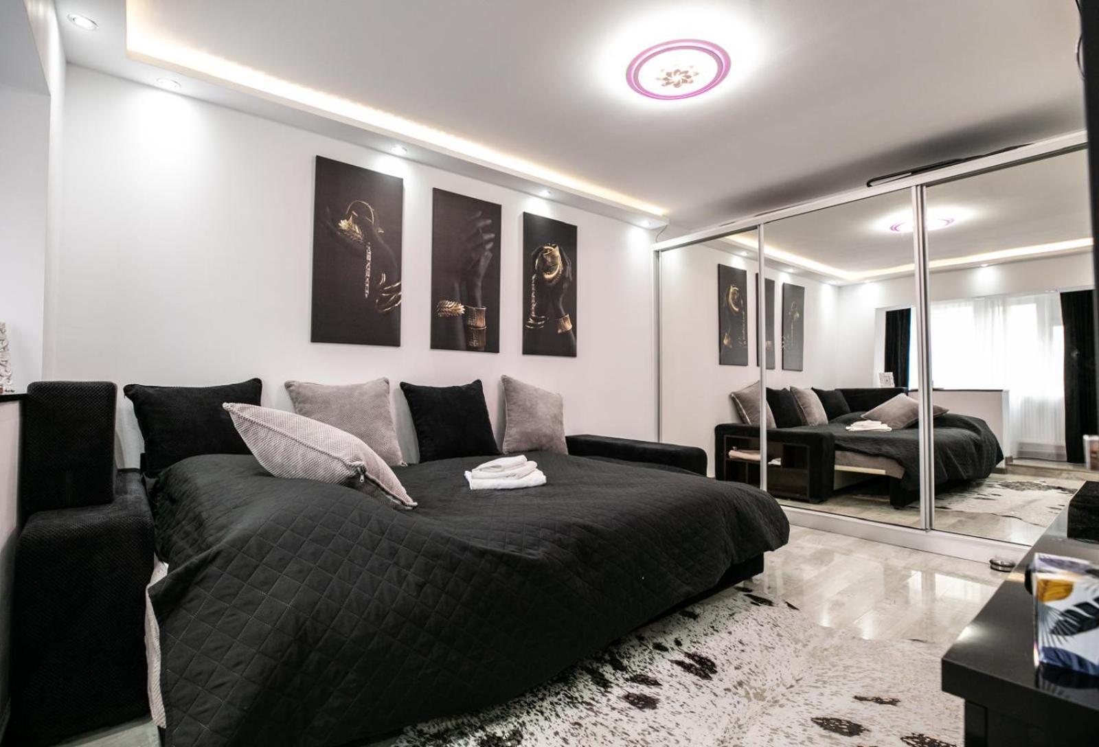 Apartment Black&white Mountain - Adults Only Petrosani